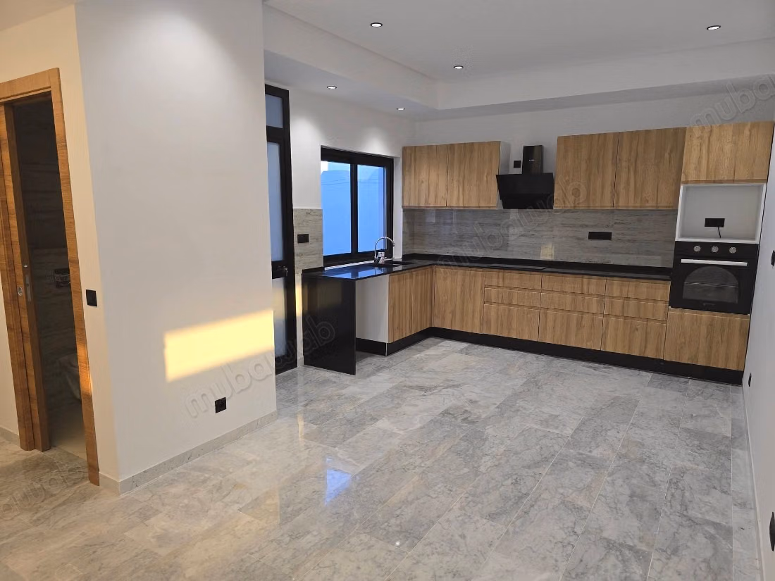 Empty S3 apartment in Marsa