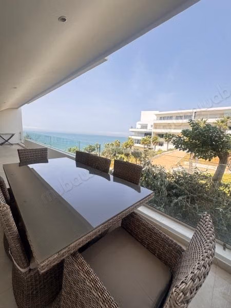 Furnished apartment for rent with sea view