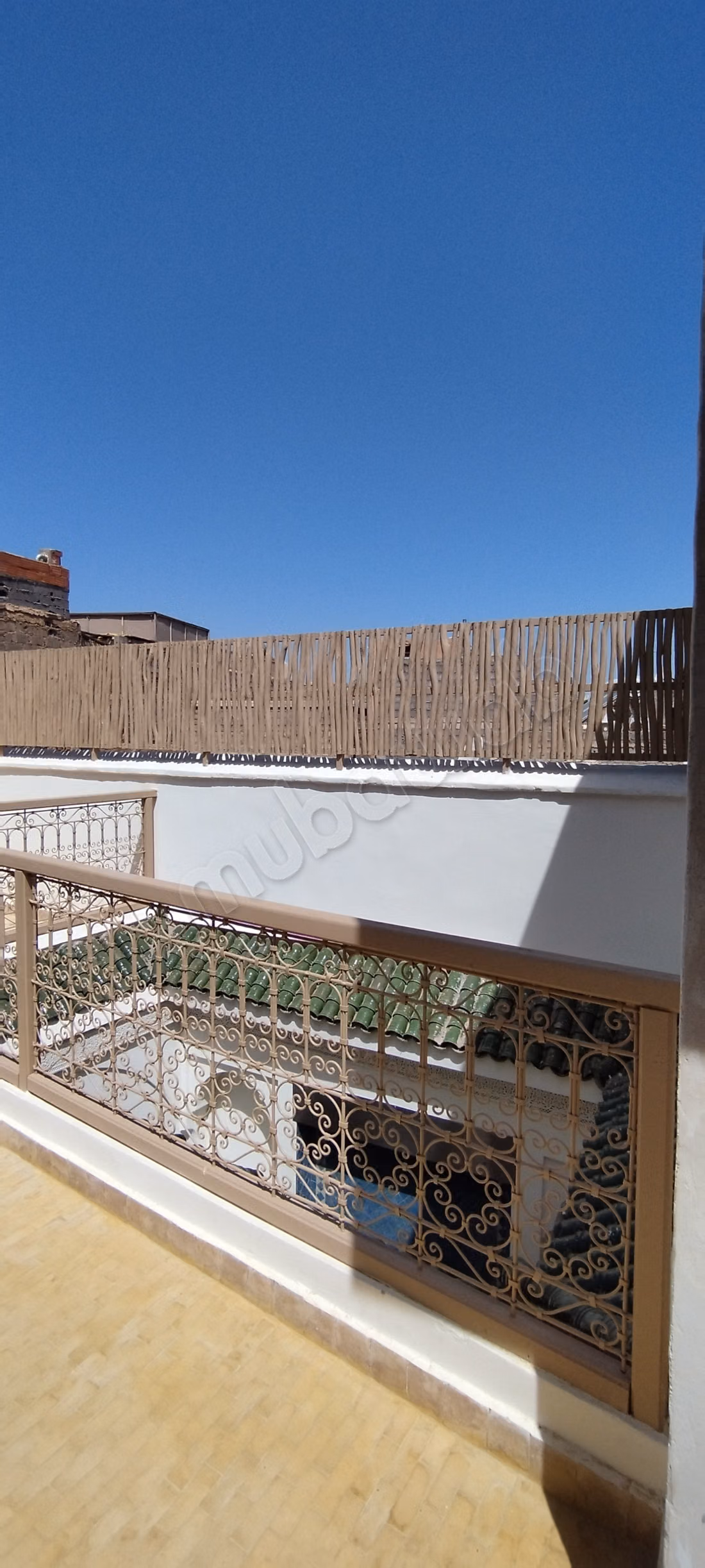 Riad titré de 3 chb et 3 sdb jaccuzi double ter