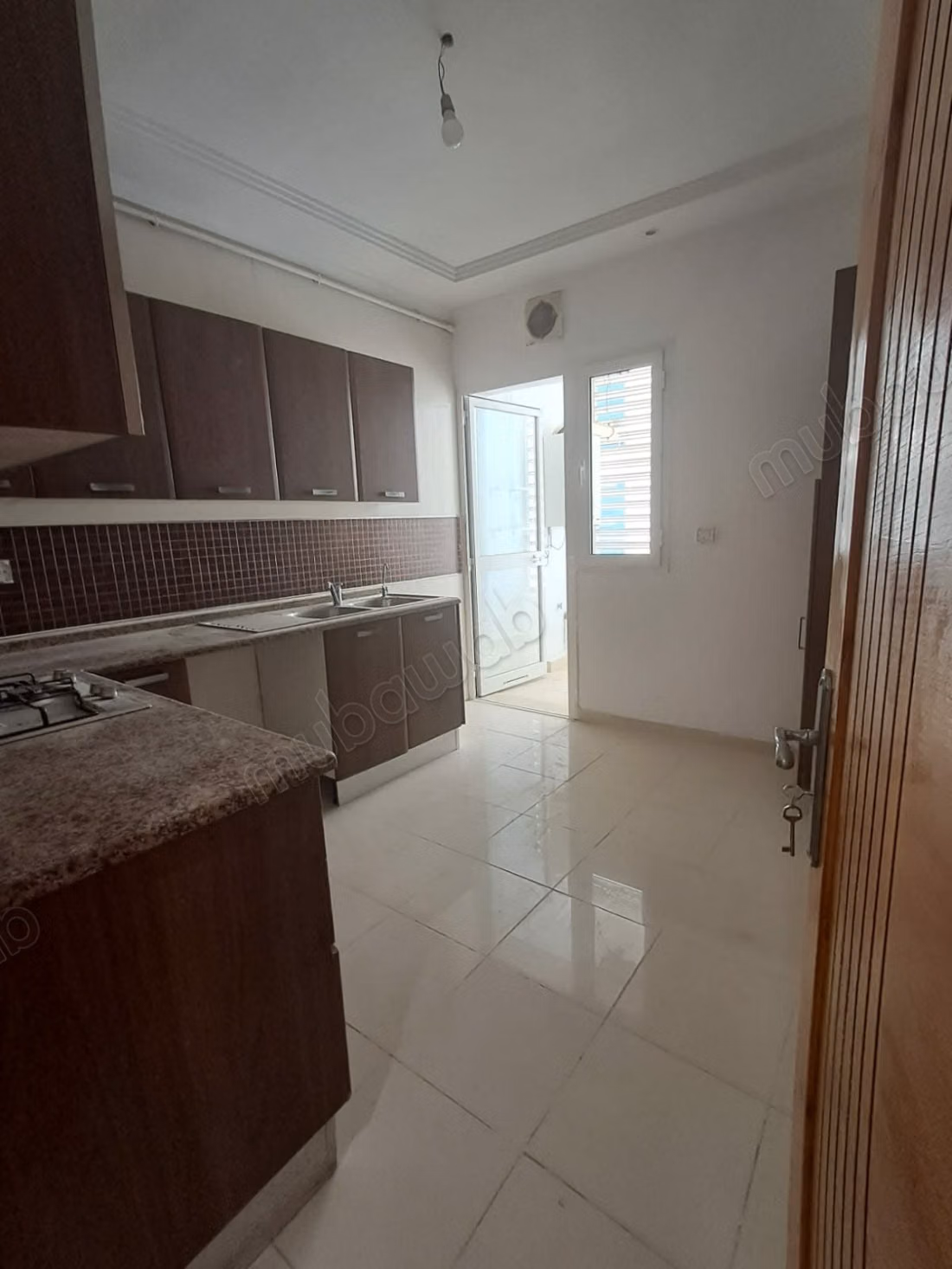 Apartment for rent in Cité Ennasr 2. Area of 160 m²