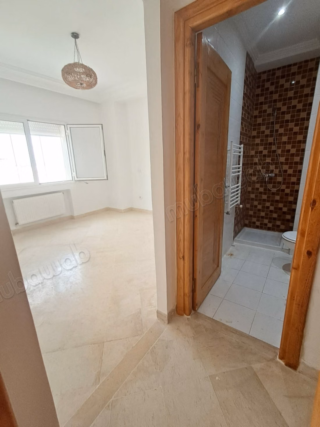 Apartment for rent in Cité Ennasr 2. Area of 160 m²