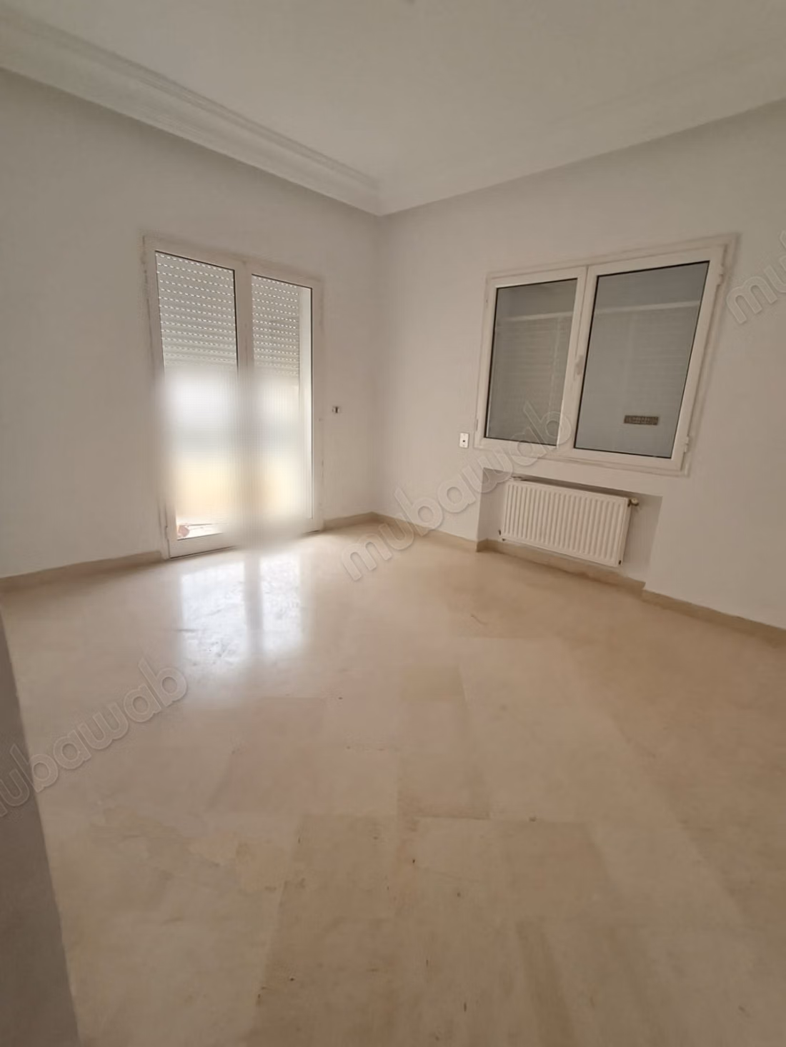 Apartment for rent in Cité Ennasr 2. Area of 160 m²