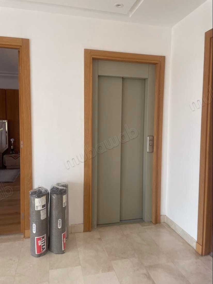 Magnifica Villa in Affitto Vuota o Arredata Bouskoura