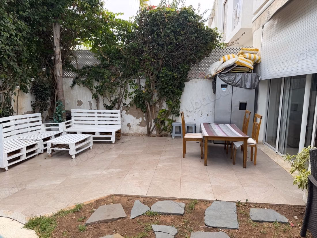 Loue residence securise villa meublee piscine