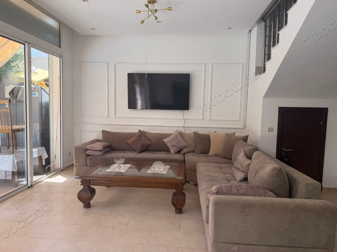 Loue residence securise villa meublee piscine