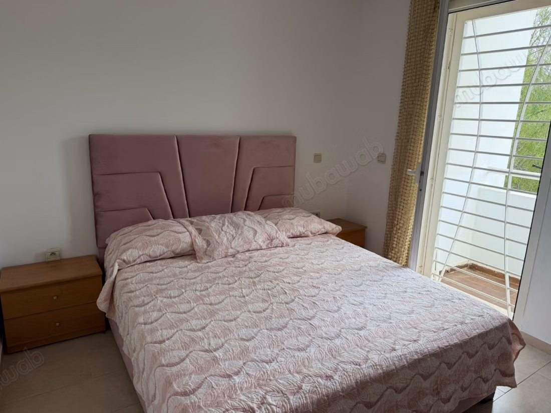 Loue residence securise villa meublee piscine