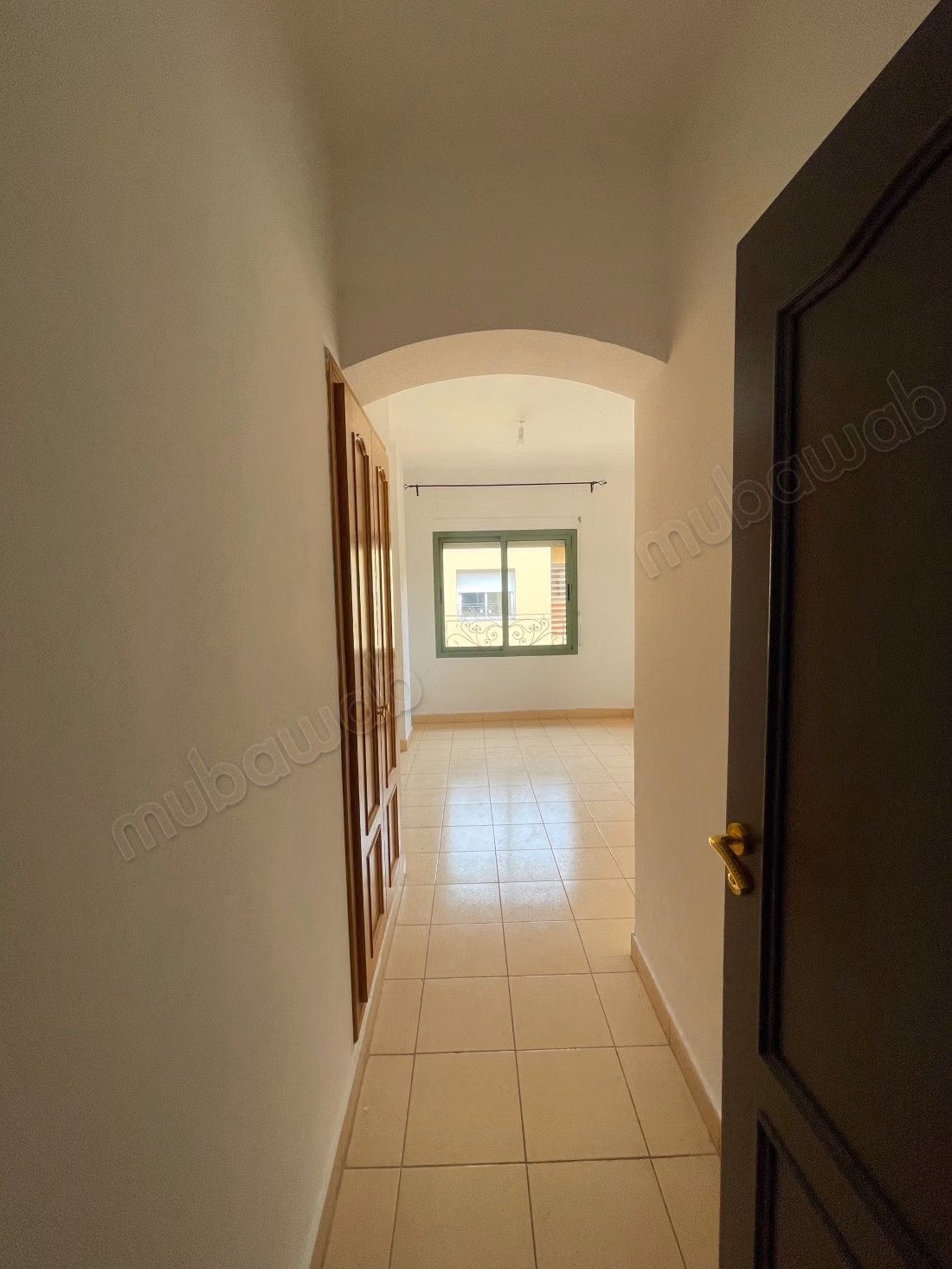 Affitta questo appartamento a Guéliz. 3 camere confortevoli. Finestre con doppio vetro e porta blindata