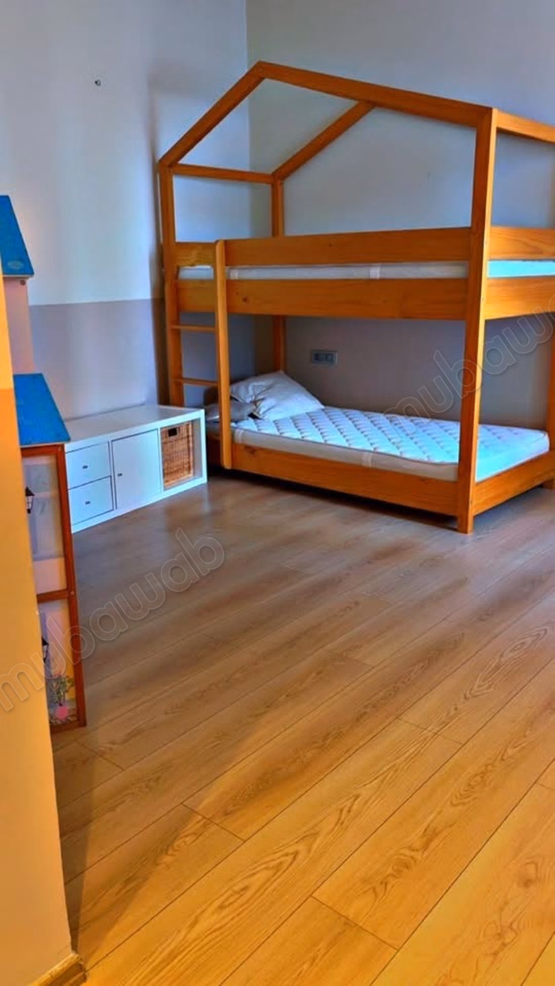 Superba villa molto adorabile moderna nella Città Verde