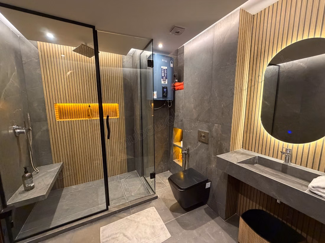 Superbe appartement à louer à Palmier. 3 chambres agréables. Ameublement neuf