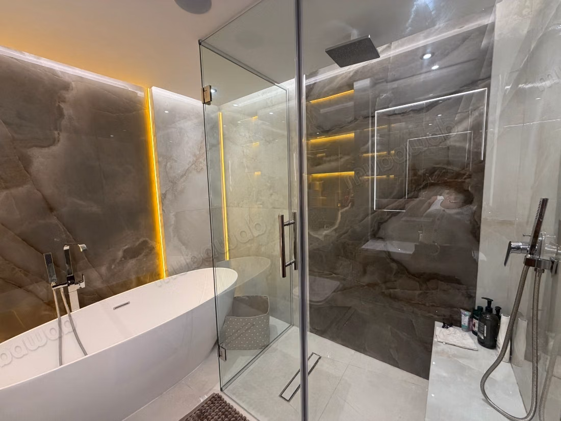 Superbe appartement à louer à Palmier. 3 chambres agréables. Ameublement neuf