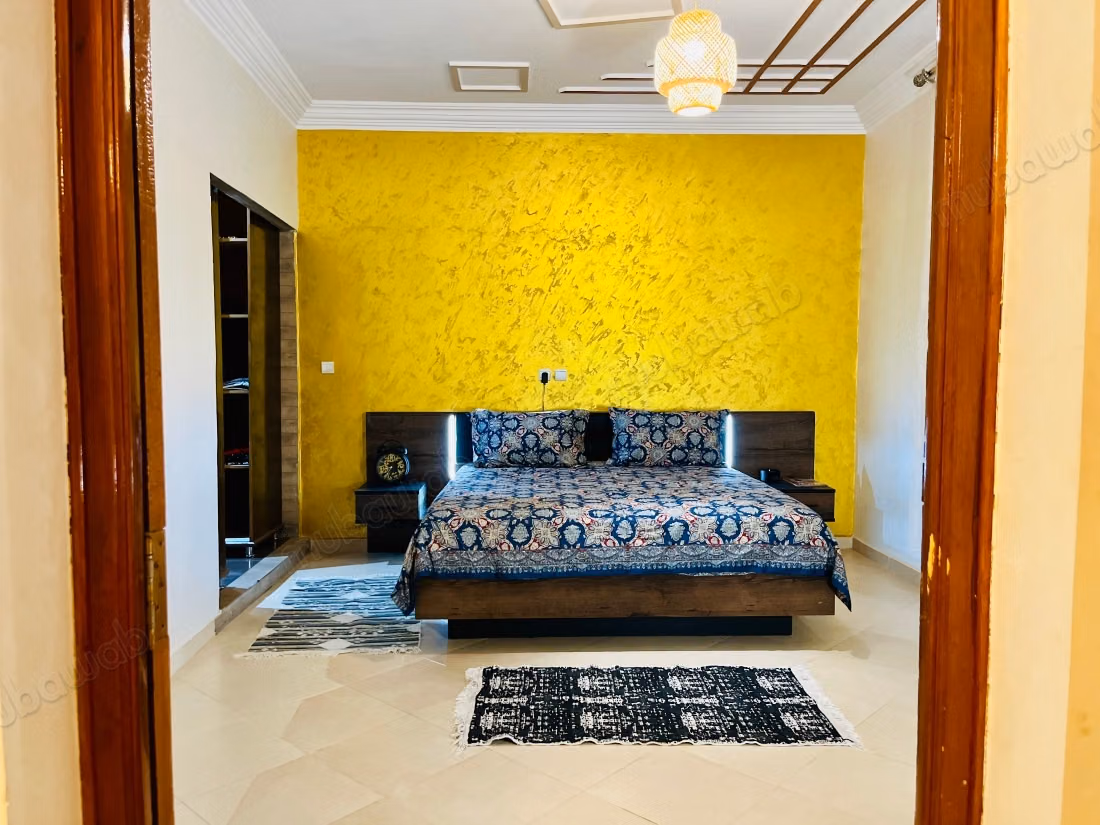 Magnifique villa à louer pour vos vacances. 5 chambres. Porte blindée, sécurité
