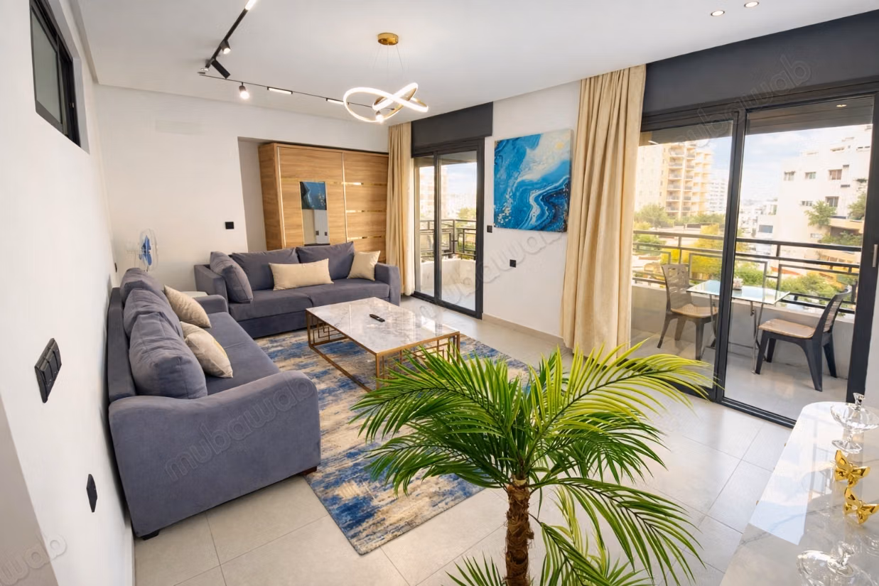 Appartement en vente à Mozart. 2 grandes pièces. Avec ascenseur