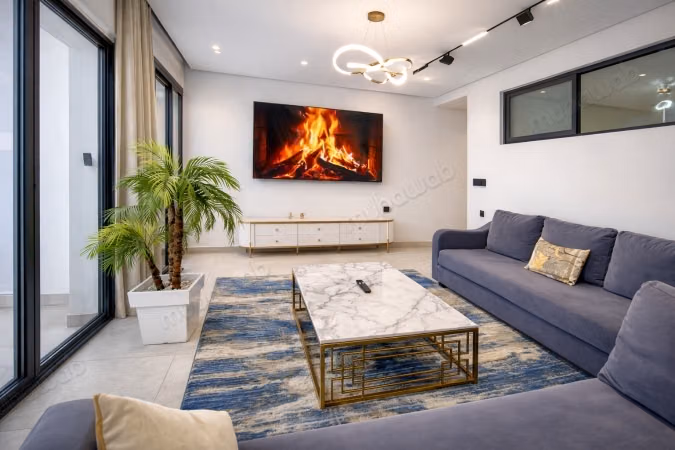 Apartment for sale in Mozart. 2 large rooms. With elevator