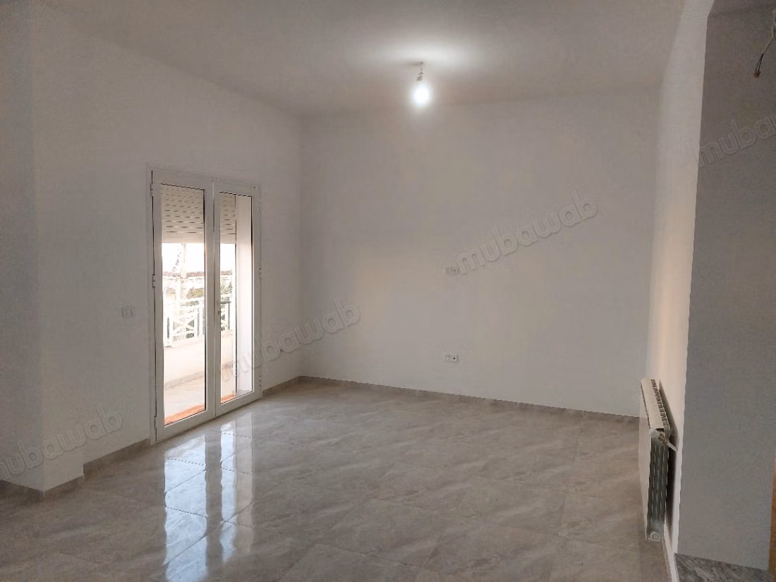 Étage villa Neuf El Mourouj 3