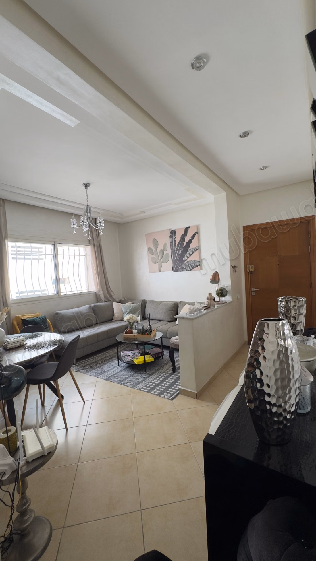 Appartement en vente à Hay Alamal. 3 pièces. Meublé