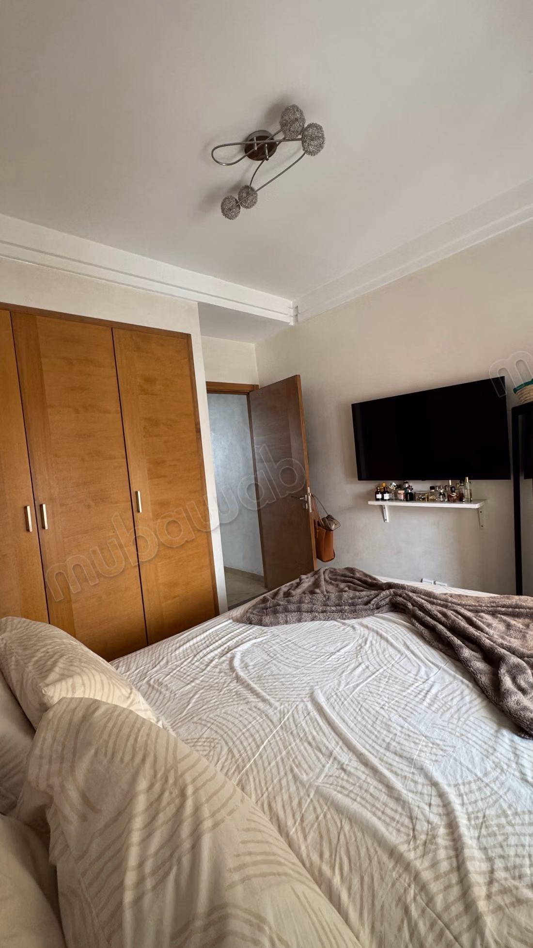 Appartement en vente à Hay Alamal. 3 pièces. Meublé — 3