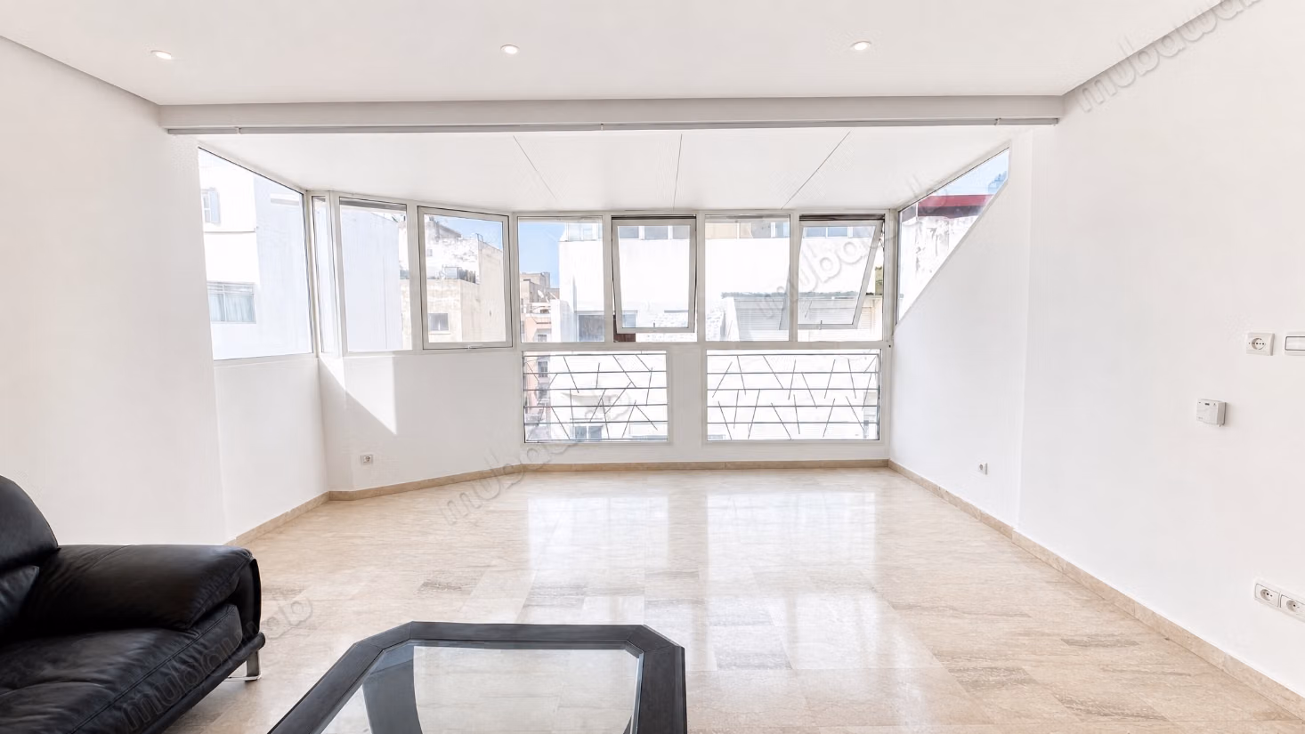Duplex Studio vide au coeur de Maarif