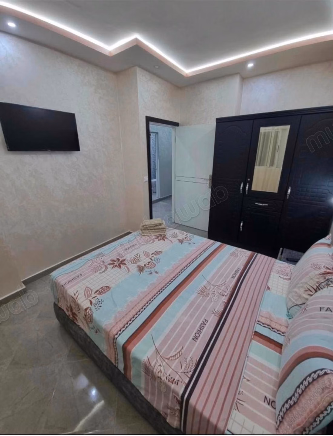 Appartement merveilleux à louer à Fnideq. Superficie totale de 80 m². Meublé
