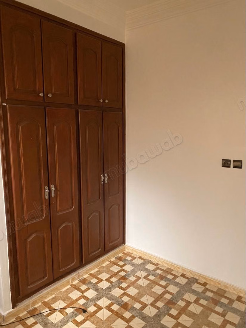 Trouvez une maison à louer à Lazaret. 3 chambres