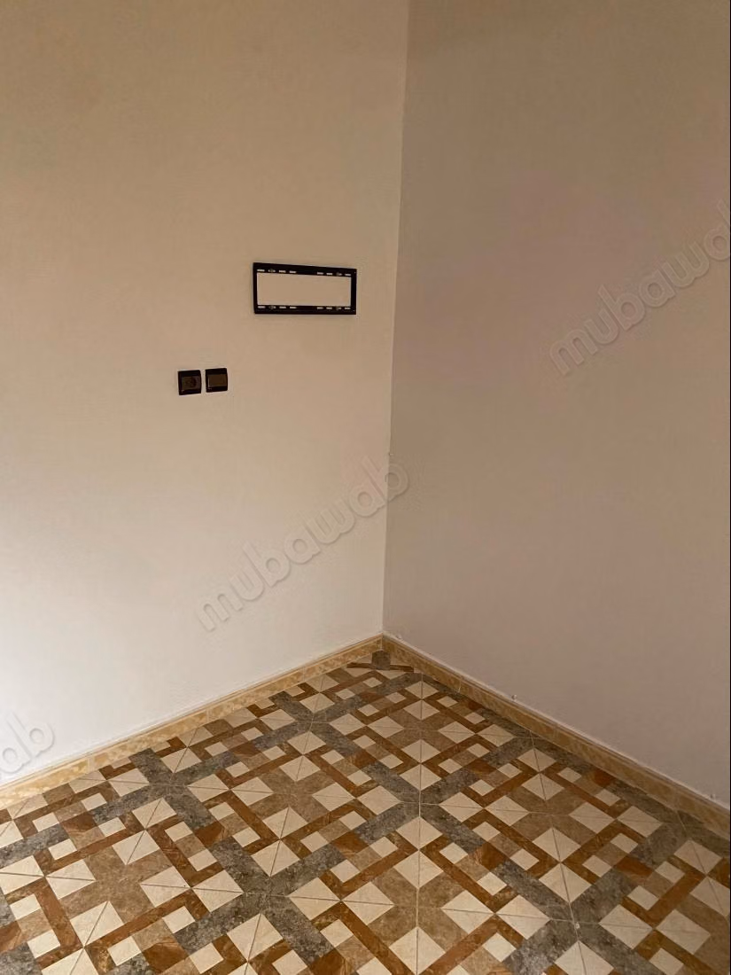 Trouvez une maison à louer à Lazaret. 3 chambres