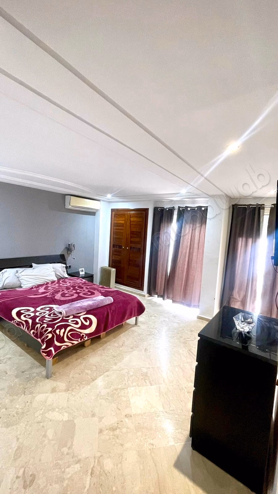 Appartement 2 chambres avec grande terrasse en retrait – Tanger 
Nejma Rond point Maroc Telecom