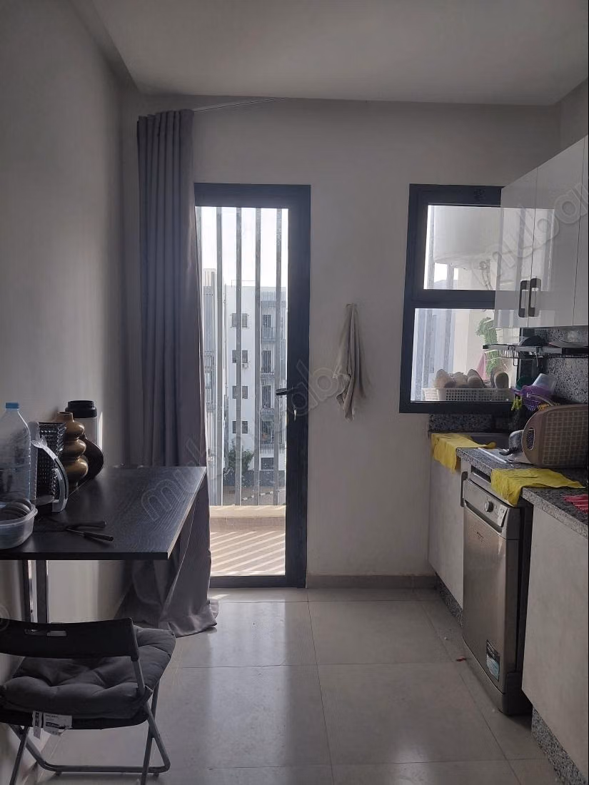 Appartamento arredato con 3 camere da letto in affitto