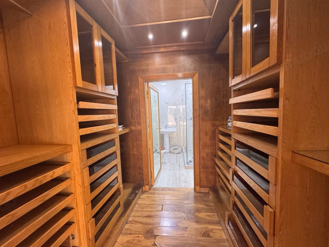 Appartement à vendre à Racine. 4 grandes pièces