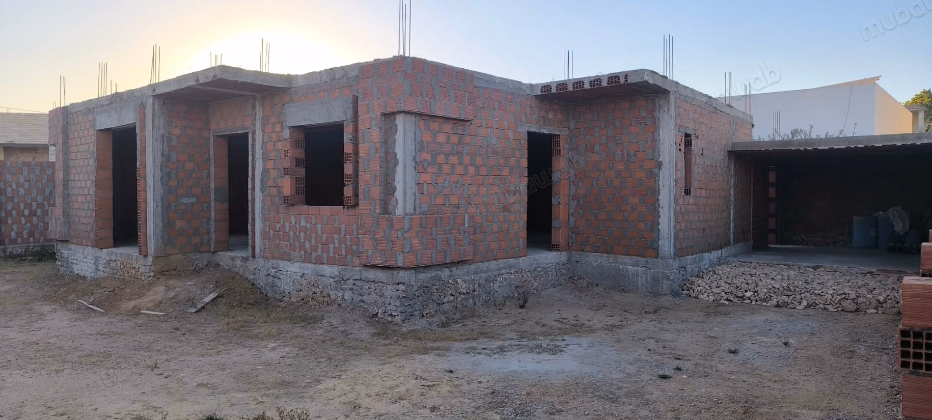 Karkas for sale, airport road km 7