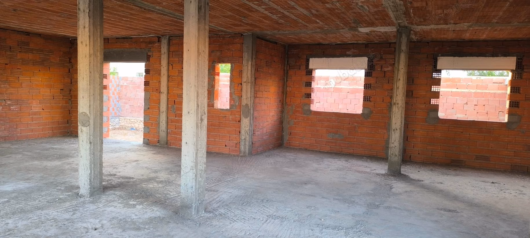 Karkas for sale, airport road km 7