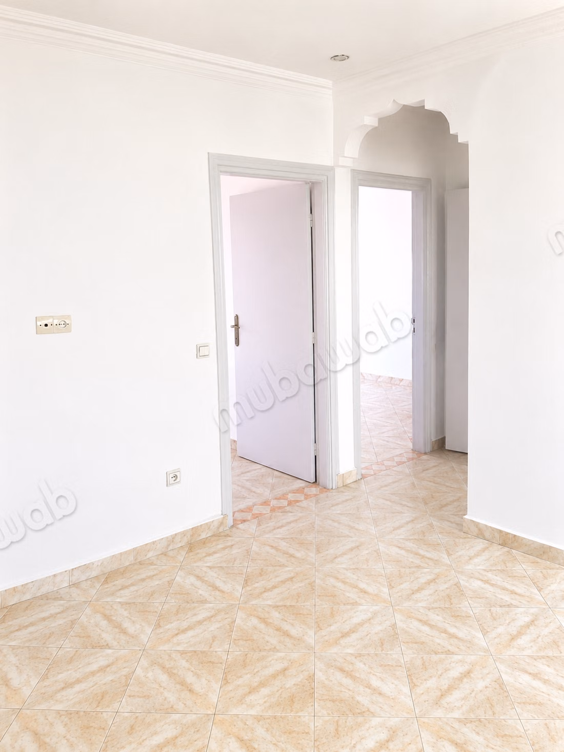 Appartement 77 m² très lumineux avec balcon — 3