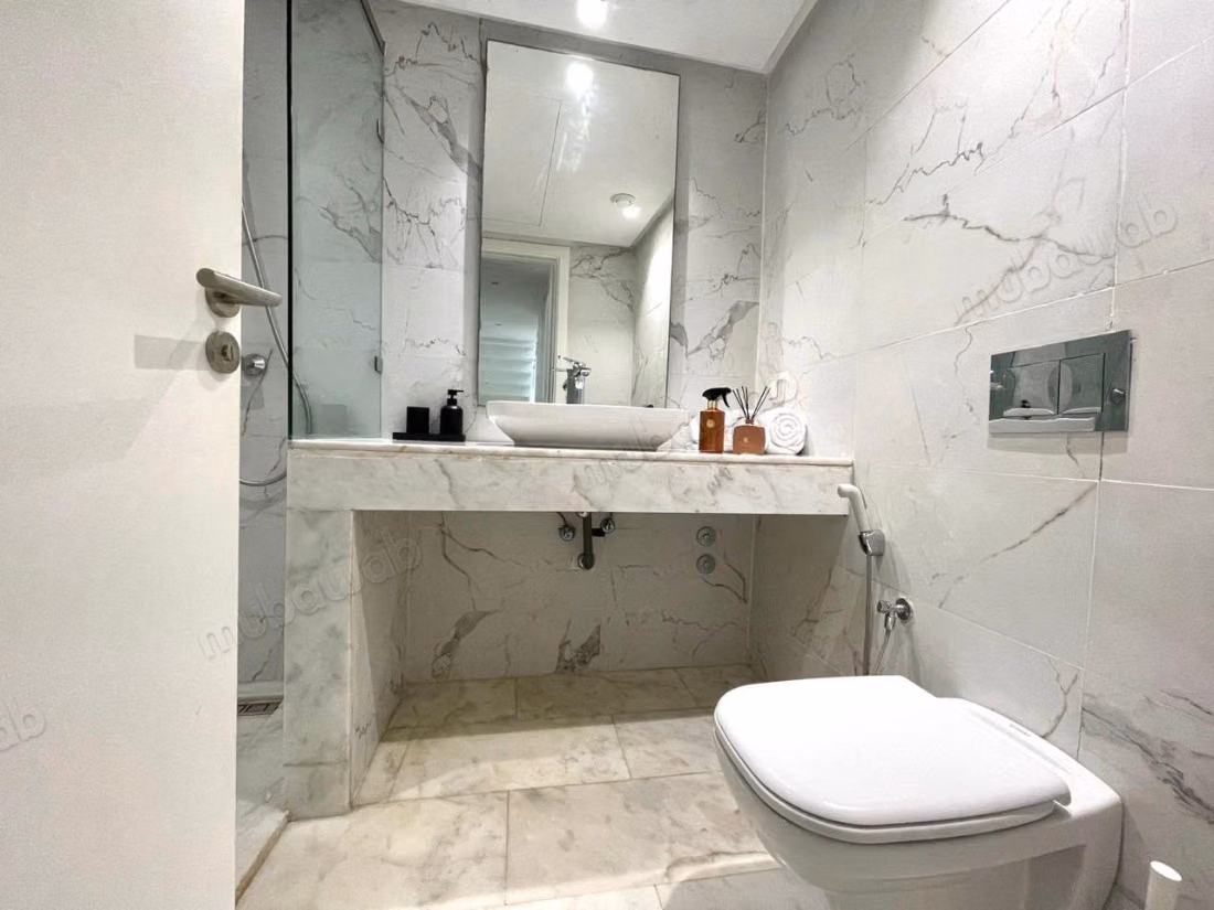Location villa de luxe à Dar Bouazza.
Superficie 300 m².
Bien meublé