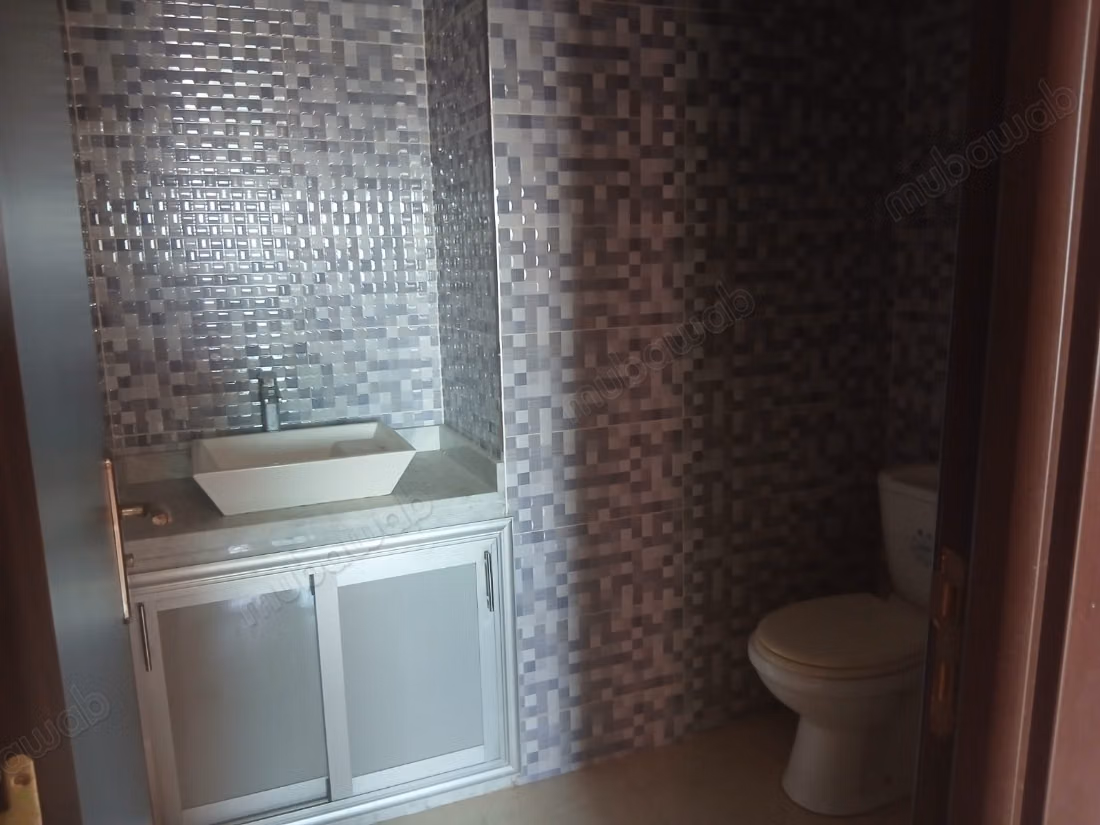 Superbe appartement au prix très bas à Casablanca