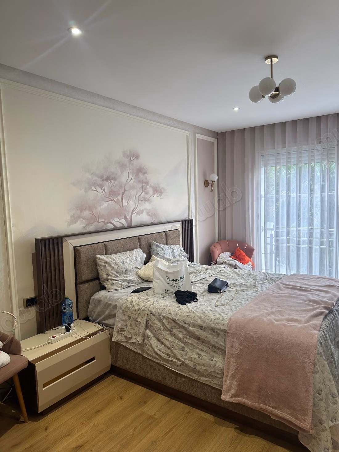 Impresionante apartamento en venta en Riyad. 3 habitaciones agradables. Ventanas de doble acristalamiento y calefacción central