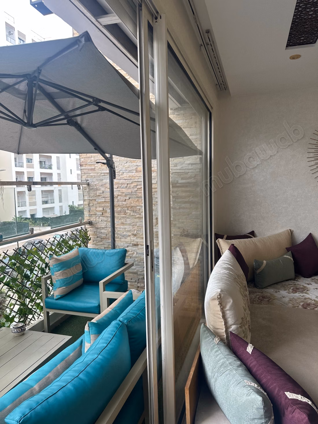 Impresionante apartamento en venta en Riyad. 3 habitaciones agradables. Ventanas de doble acristalamiento y calefacción central