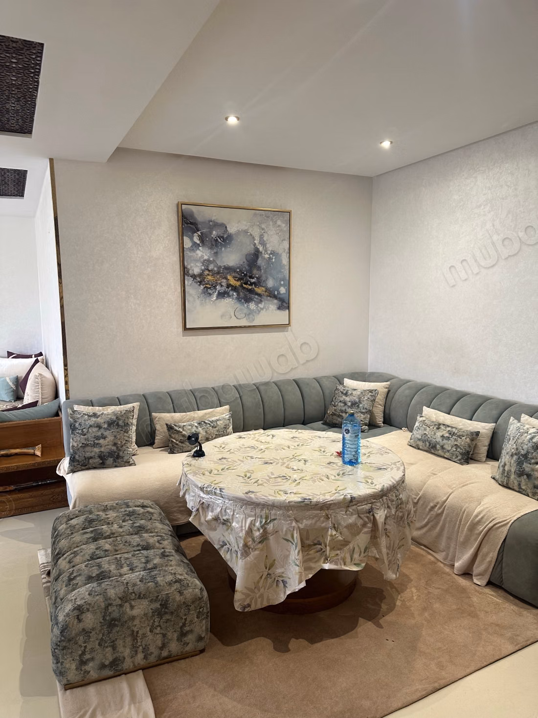 Impresionante apartamento en venta en Riyad. 3 habitaciones agradables. Ventanas de doble acristalamiento y calefacción central