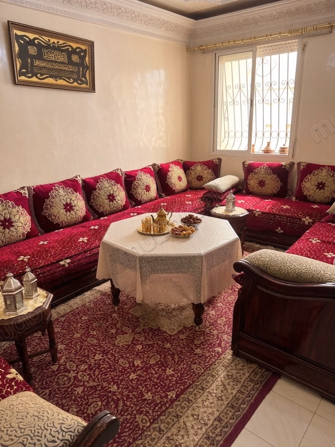 Appartement en vente à Ain Chock. 3 grandes pièces. Meublé — 2