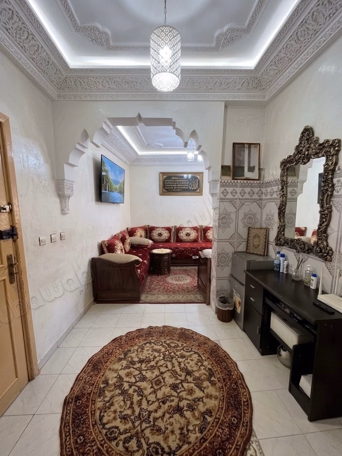 Appartement en vente à Ain Chock. 3 grandes pièces. Meublé — 3