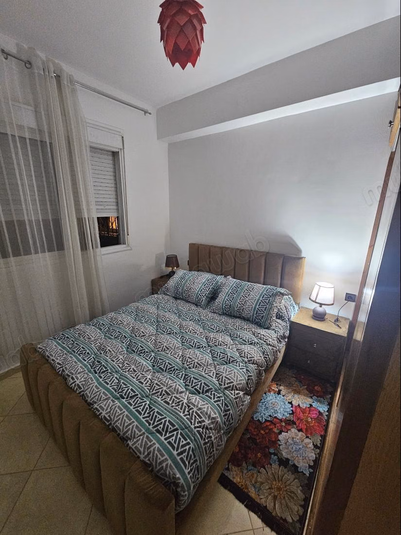Location d'un appartement à Mesnana. 2 belles chambres. Meublé