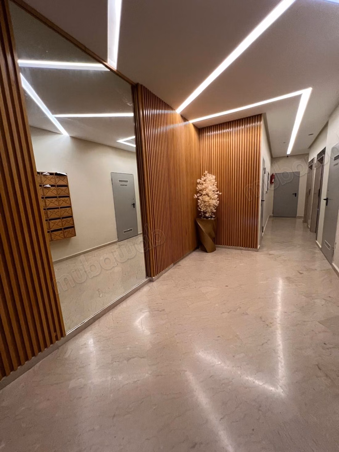 Bel appartement à louer dans le quartier Golf. Surface 90 m². Meublé