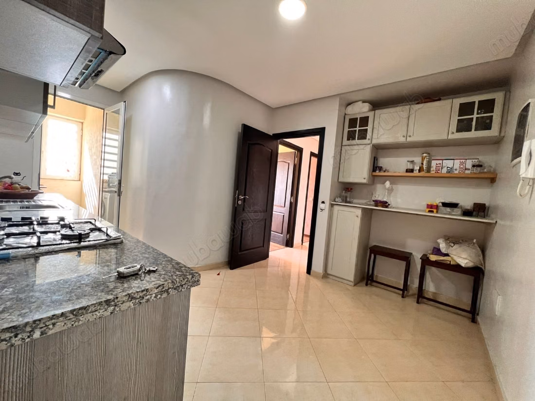 Dar Bouazza: rental of a beautiful empty apartment