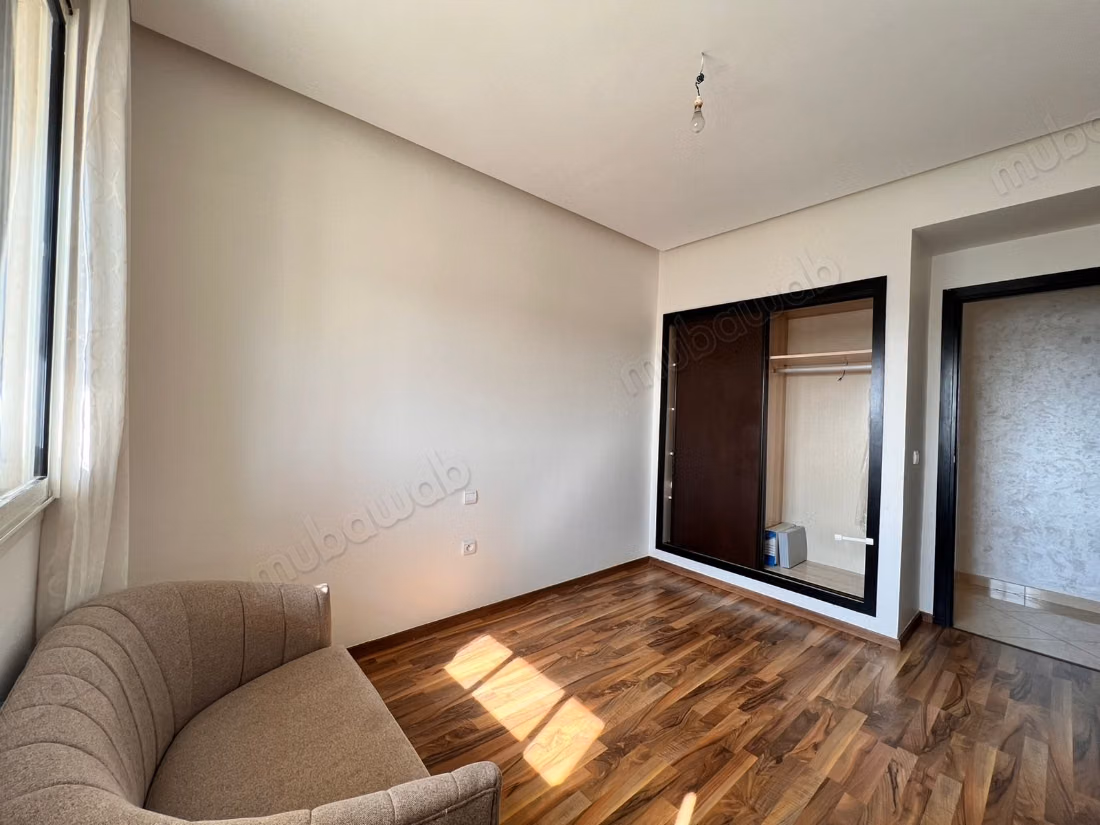 Dar Bouazza: rental of a beautiful empty apartment