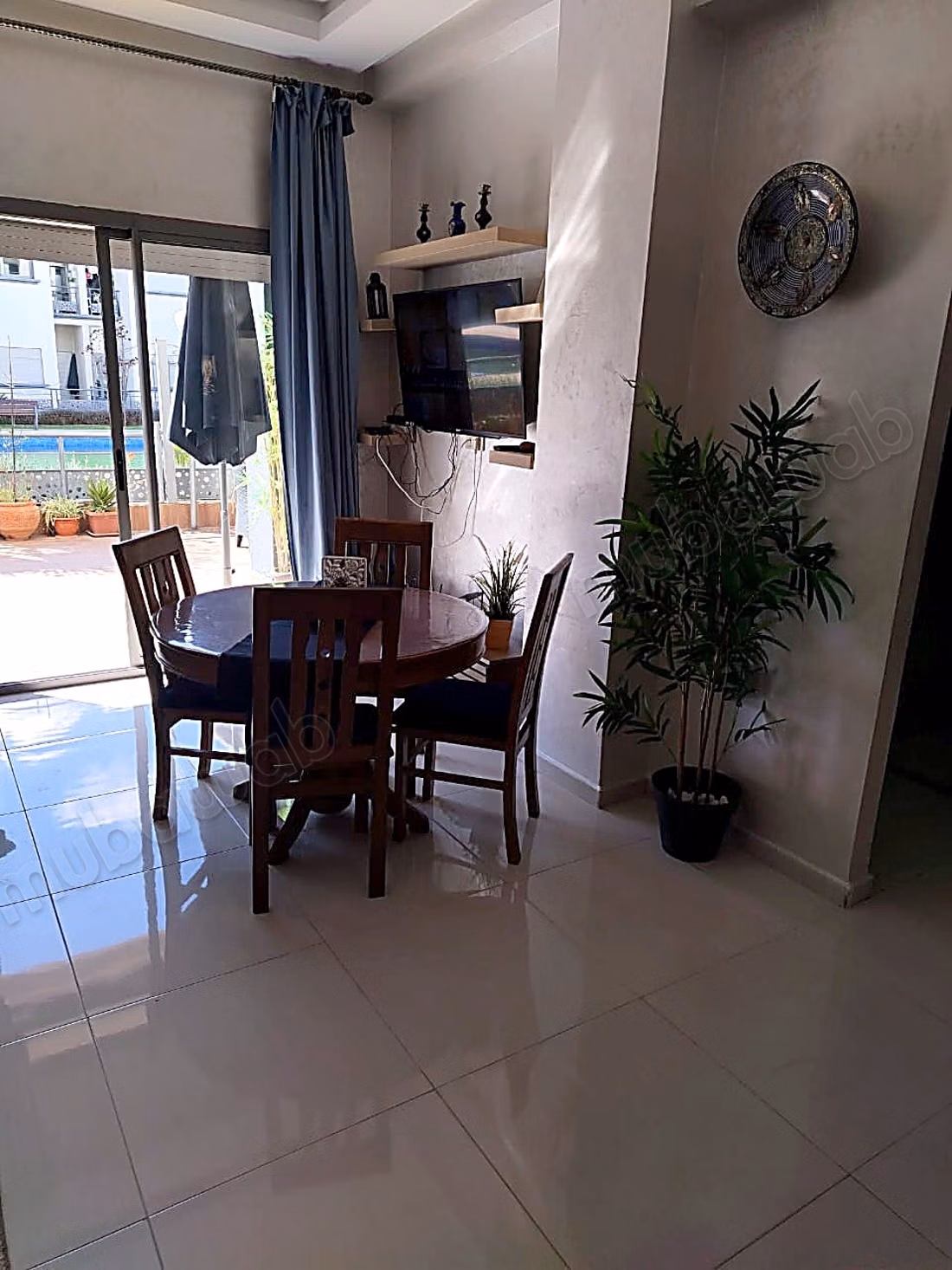 Seasonal rental in El Mansouria. 1 Room. Reinforced door and central heating