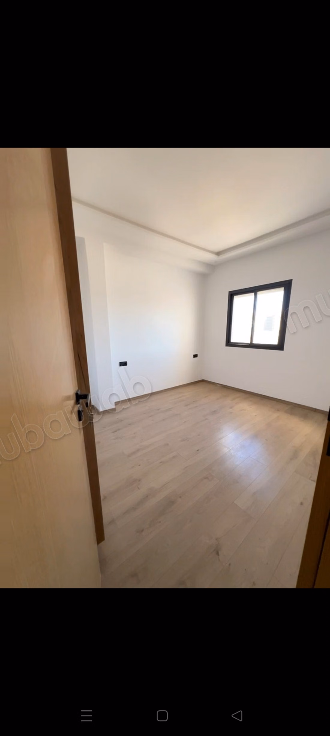 Bel appartement à louer à Tanger Al-Balia. 3 excellentes chambres. Balcon et ascenseur