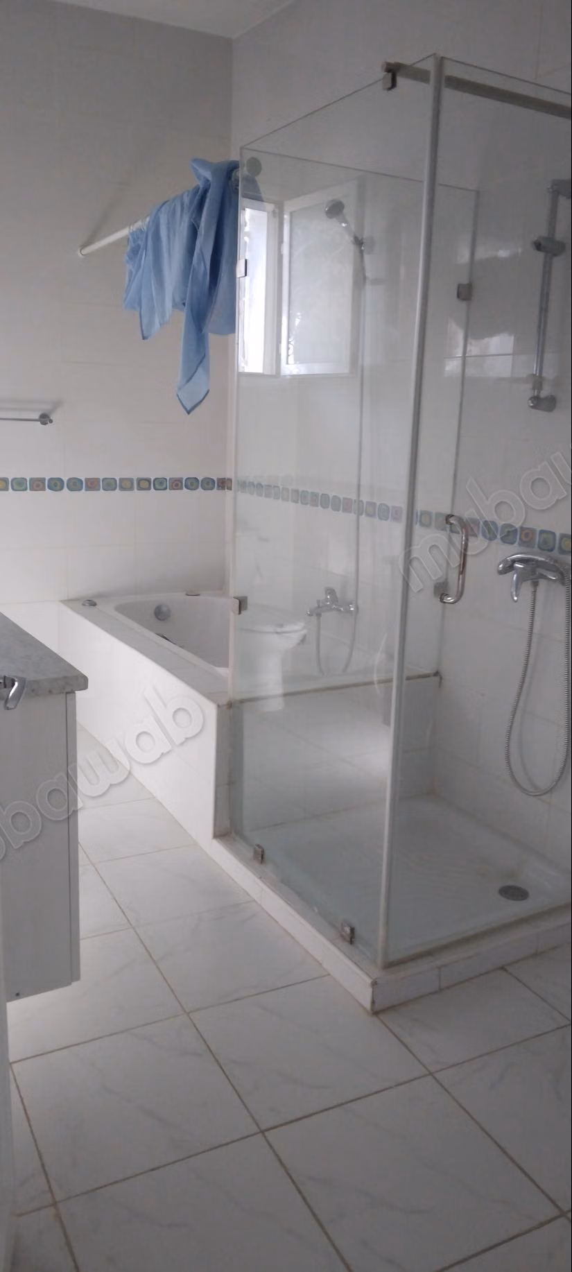 Luxury villa for rent in Gammarth Superior. Area 550 m². Armored door, security