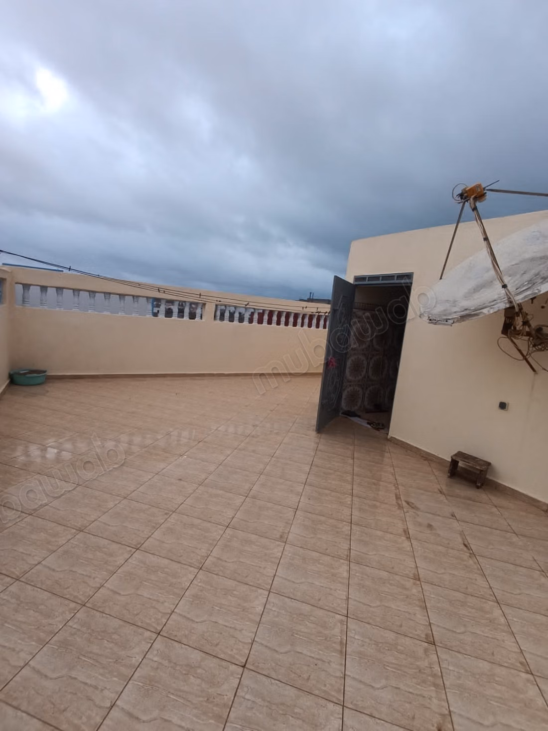 Trouvez votre maison à acheter à Aourir. 
19 pièces. Meublé