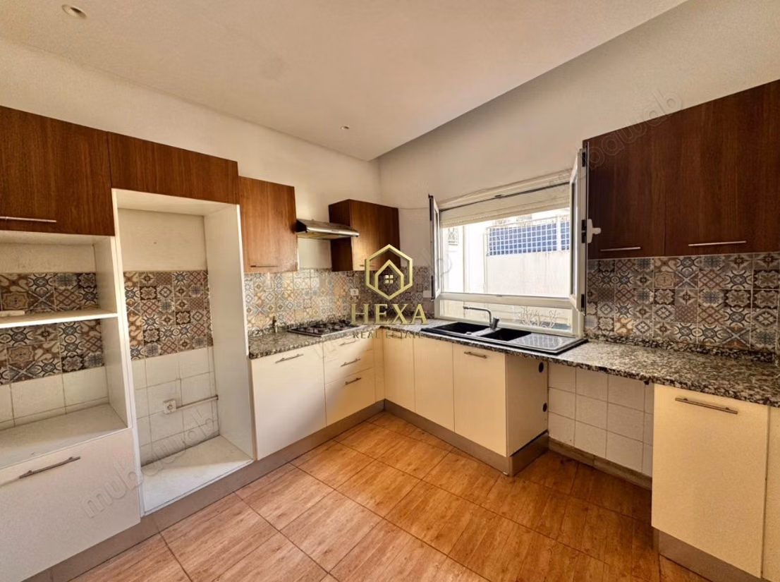 For rent S2 with garden in La Marsa
