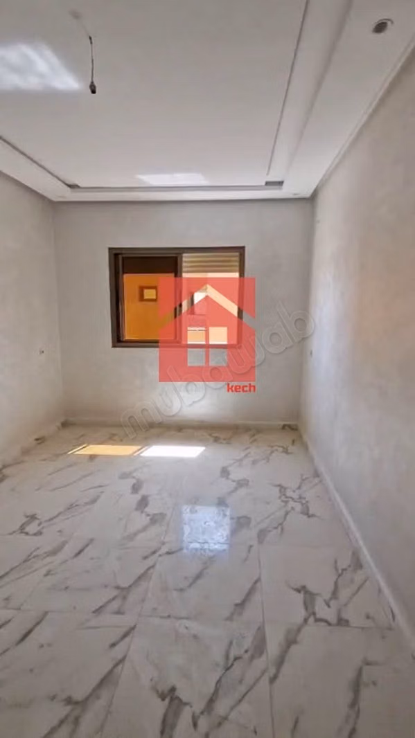 Nieuw Appartement met 2 Balkons in Targa