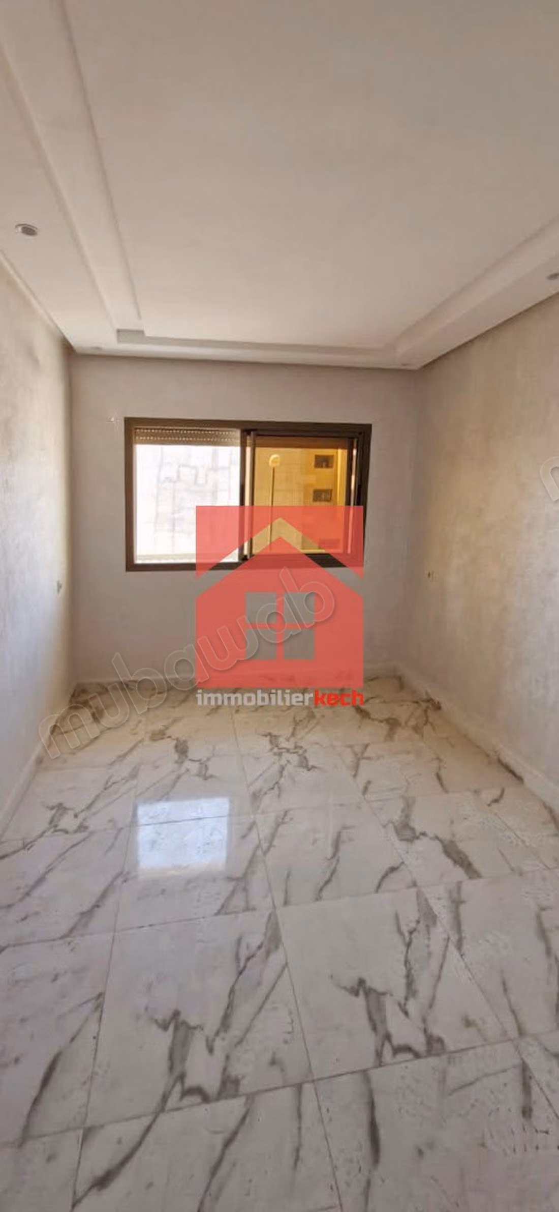Nieuwe Appartement met 3 Slaapkamers en 2 Balkons