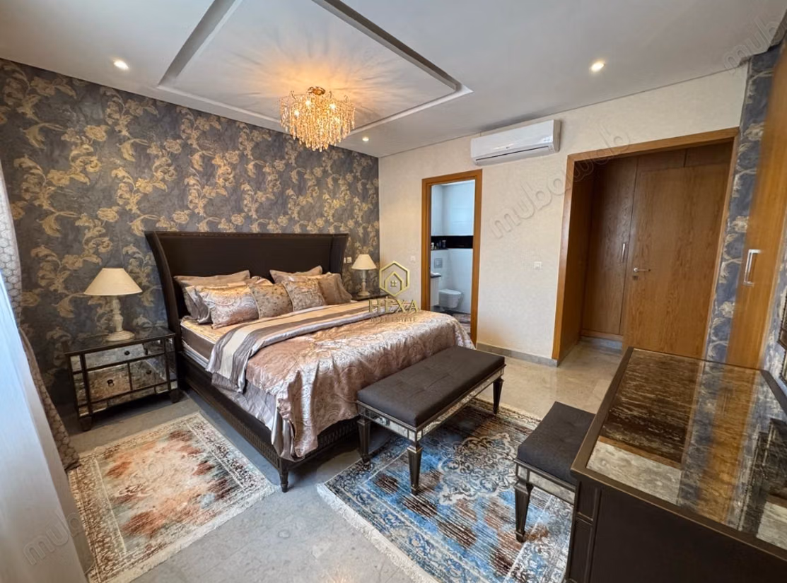 For Sale a 230 m² S3 at Jardins De Carthage