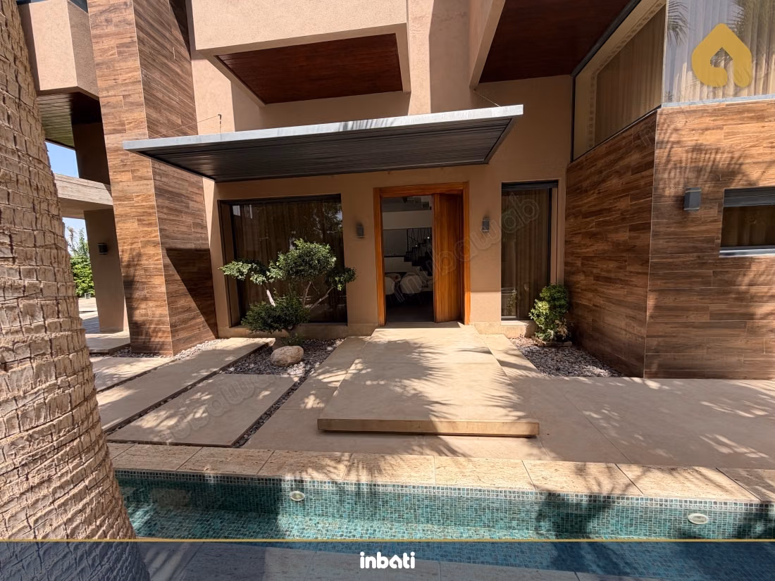 Luxury villa with pool and unobstructed golf view